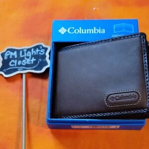 Columbia Leather Bifold Wallet New Brown